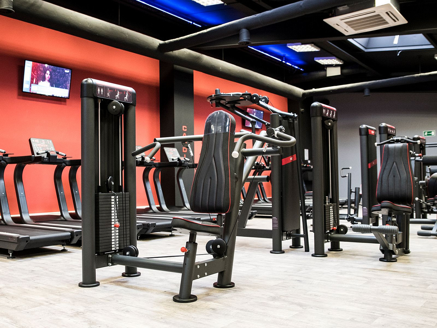 Индивидуализация и брендирование | panatta-sport.ru